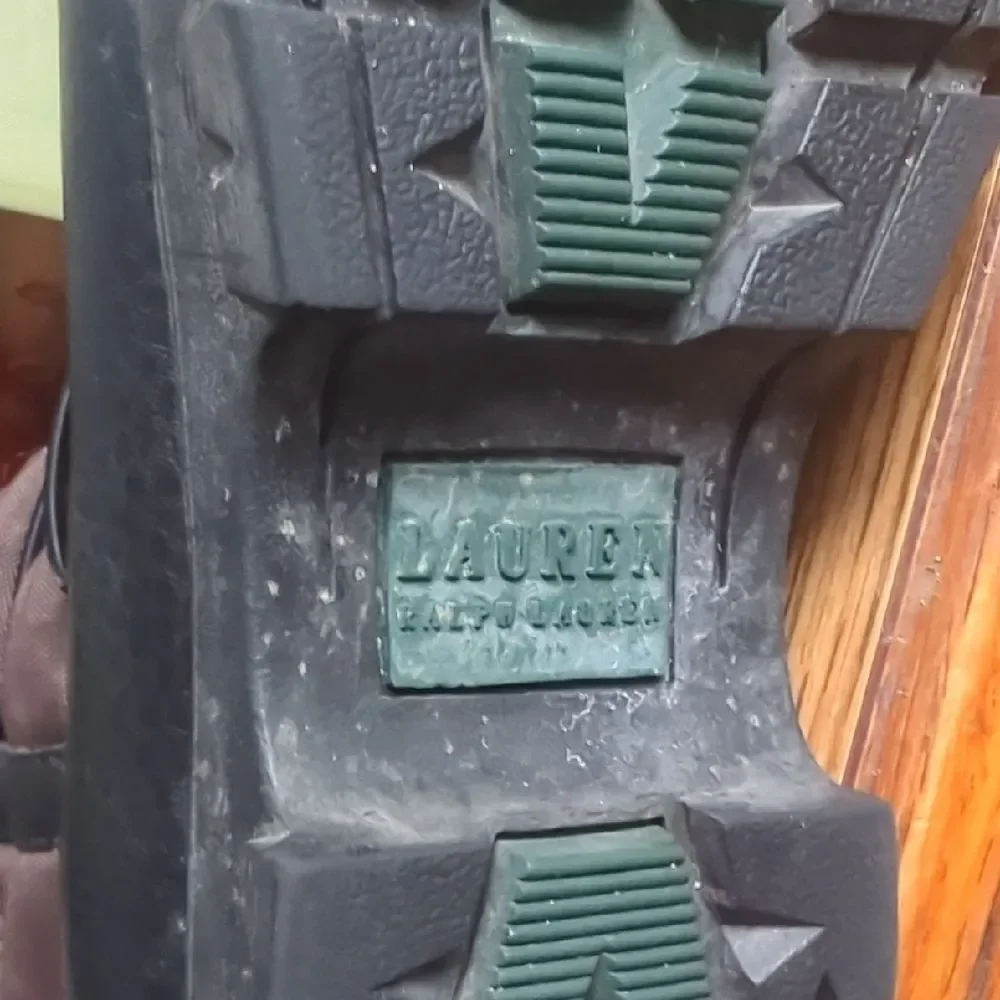 Ralph Lauren Quinly Leather Insulated Winter Boots